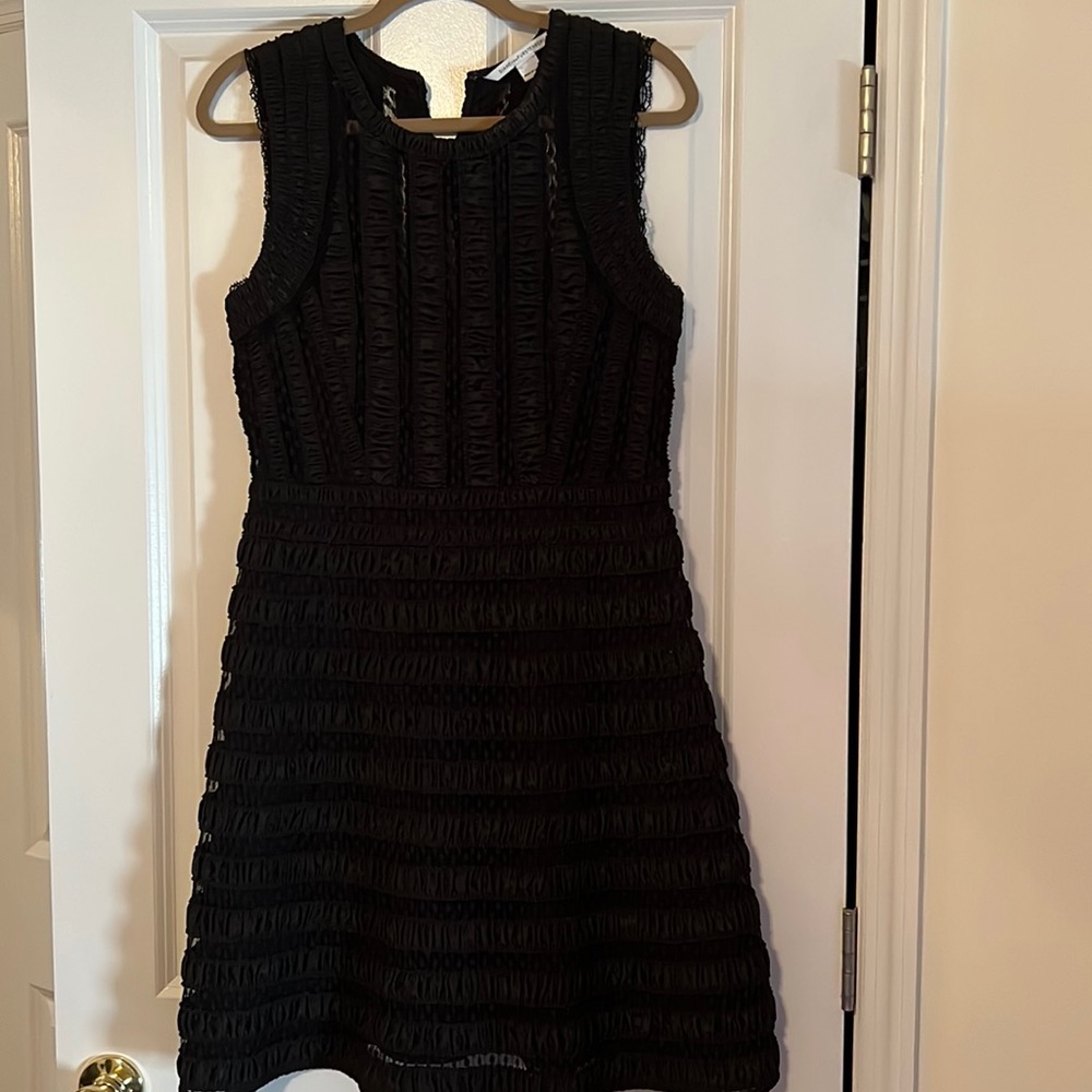 DVF side zipper sleeveless black mini dress